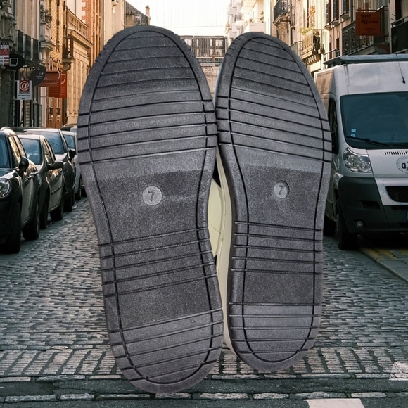 NWT Wild Fable Black And White Sneakers Size 7 - Picture 6 of 8